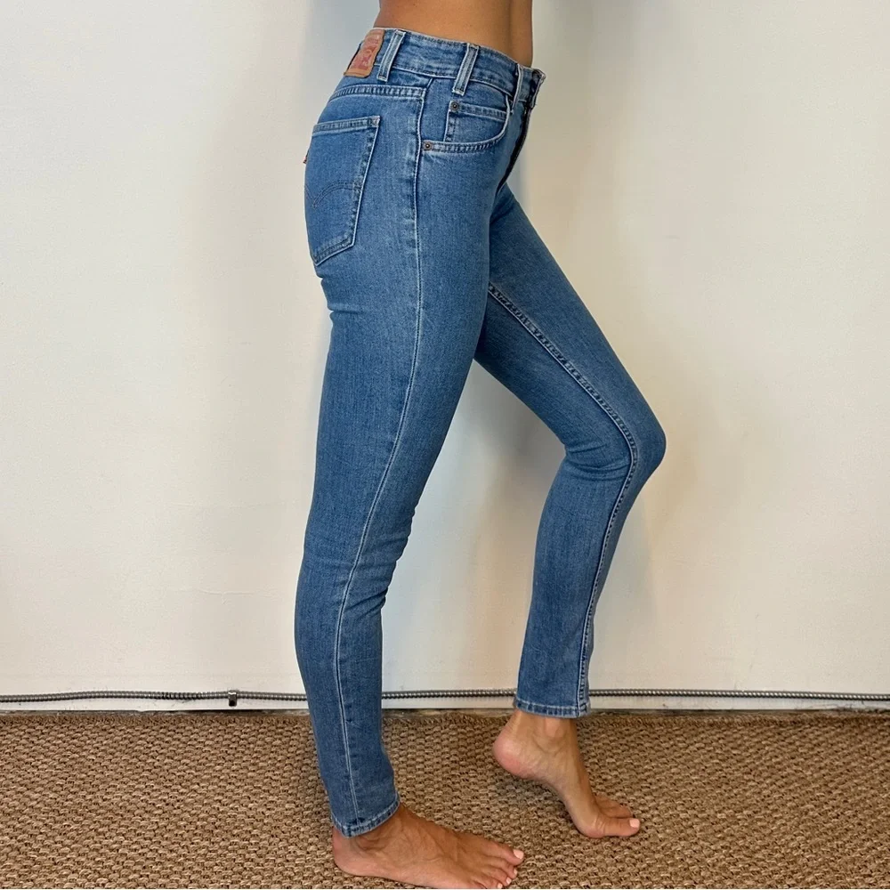 LEVIS - Picture 4 of 6